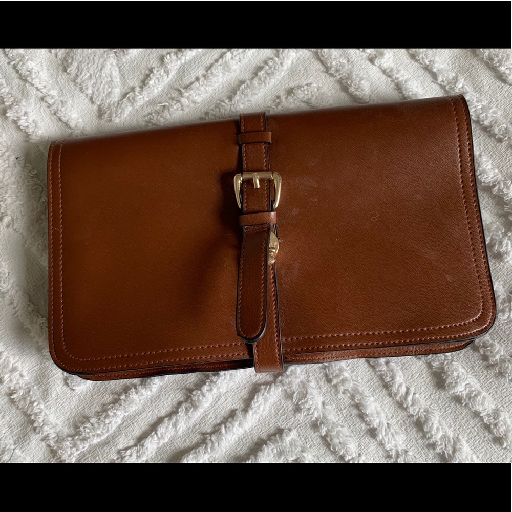 Brown cross body/clutch purse